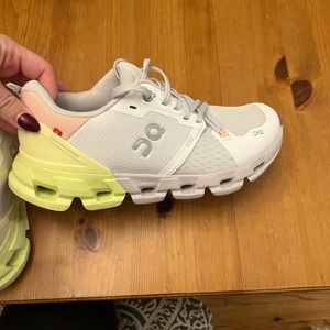 On Running Cloud Flyer 4